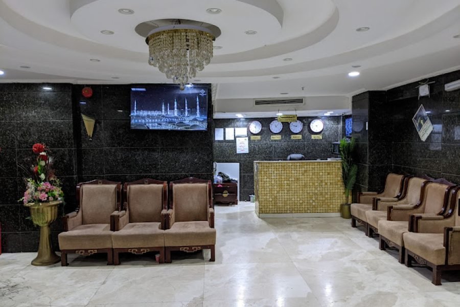 Fawad Nasa Hotel